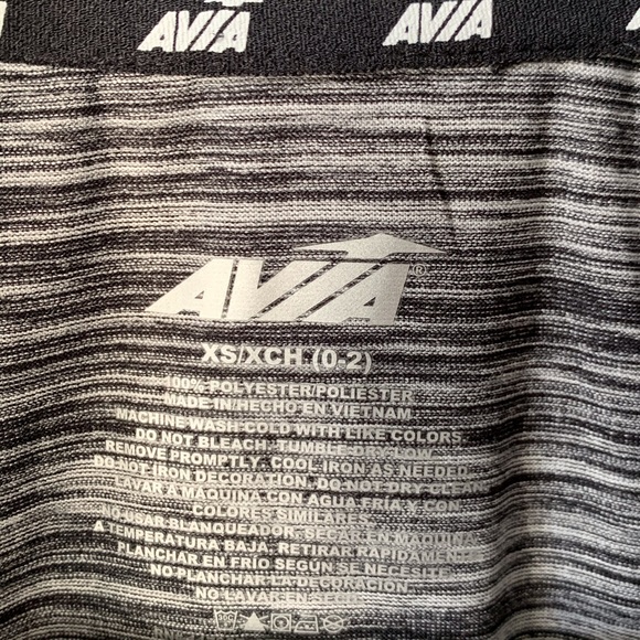 Avia | Half Zip Long Sleeve - Picture 4 of 6